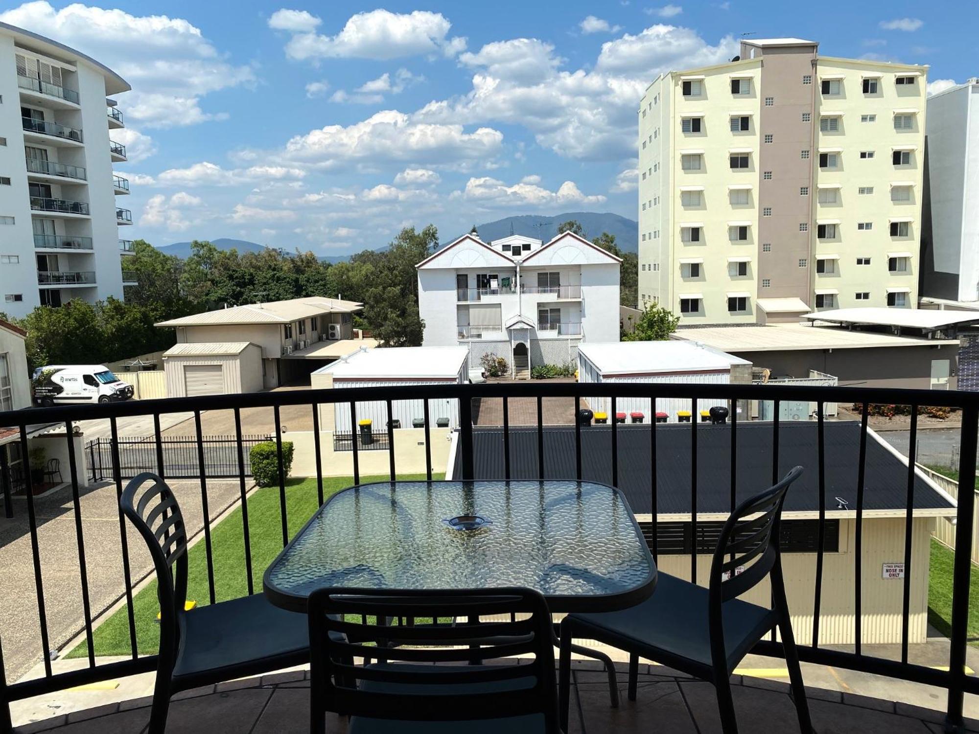 City Ville Apartments And Motel Rockhampton Zimmer foto
